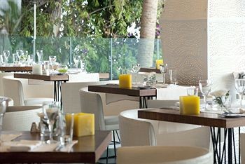 Londa Beach Hotel