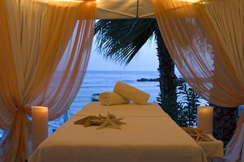 Londa Beach Hotel